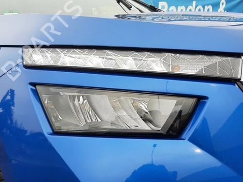 Used Right headlight SKODA KAMIQ (NW4) 1.0 TSI (110 hp) 28492735