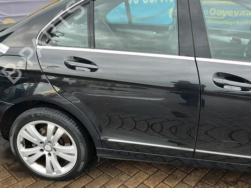 Used Right rear door MERCEDES-BENZ C-CLASS (W204) C 180 CGI (204.049) (156 hp) 30875880