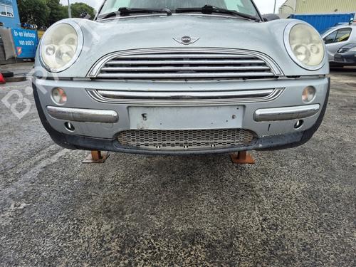 Used Front bumper MINI MINI (R50, R53) Cooper (116 hp) 27549857