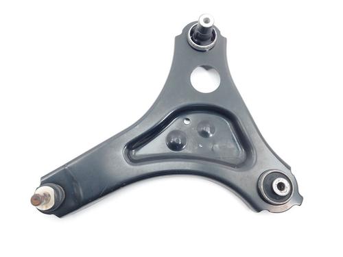 Used Left front suspension arm RENAULT TWINGO III (BCM_, BCA_) 1.0 SCe 75 (73 hp) 24617547