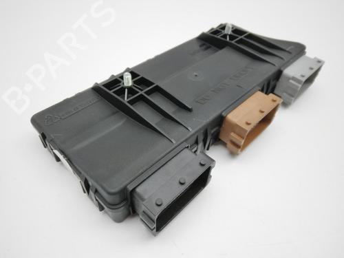 Used Electronic module TESLA MODEL S (5YJS) 75D AWD (525 hp) 25924569