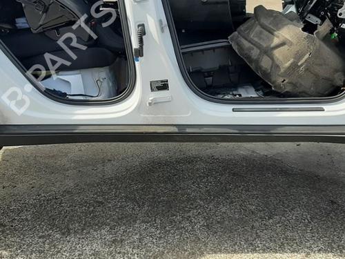 Used Door moulding trim Door moulding trim POLESTAR POLESTAR 2 (534) EV (231 hp) 33829713 33829713