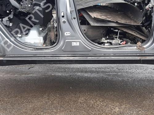 Dørlist Dørlist RENAULT MEGANE E-TECH SUV EV60 (BNJ1) (218 hp) 34251396 34251396