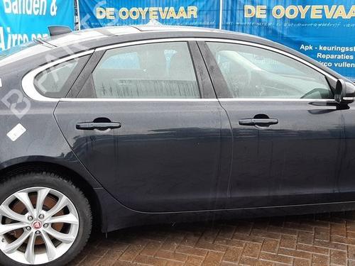 Used Right rear door JAGUAR XF II (X260) 2.0 D (180 hp) 19767844