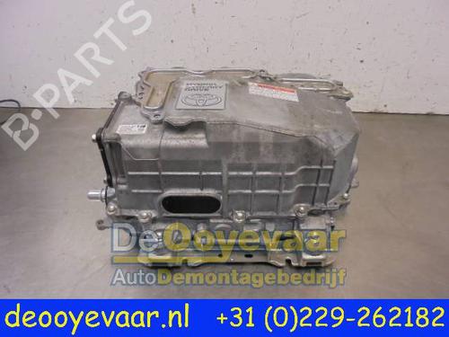 Used Inverter/Converter TOYOTA YARIS (_P13_) 1.5 Hybrid (NHP130_, NHP130) (101 hp) 24408753