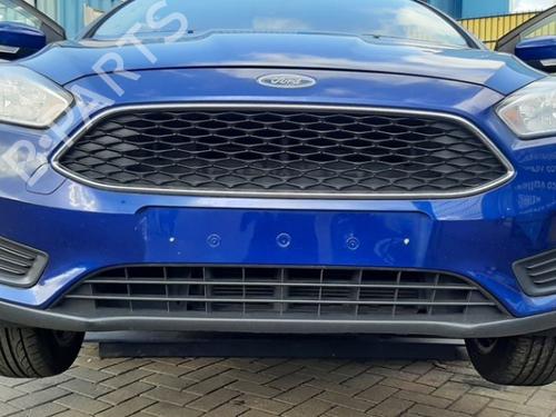 Used Front bumper Front bumper FORD FOCUS III Turnier 1.0 EcoBoost (100 hp) 33740817 33740817