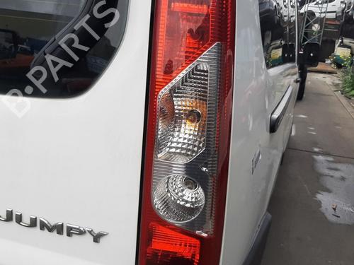 right-taillight-citroen-jumpy-ii-vf7-2007-2008-2009-2010-2011-2012-2013-2014-2015-2016-37761319 main image