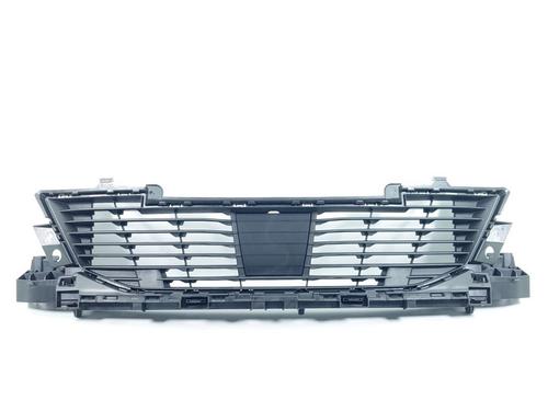 Used Grille PEUGEOT 2008 II (UD_, US_, UY_, UJ_, UR_, UC_) 1.2 PureTech 100 (USHNK) (101 hp) 23272763