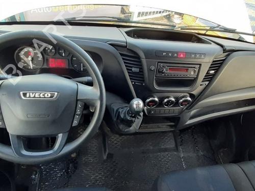 Kollisonspute sett IVECO DAILY VI Van 33S16, 35S16, 35C16, 38S16, 40C16, 42S16, 50C16 (156 hp) 31801258