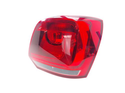 Farolim direito VW POLO V (6R1, 6C1) 1.2 TDI (75 hp) 32985704