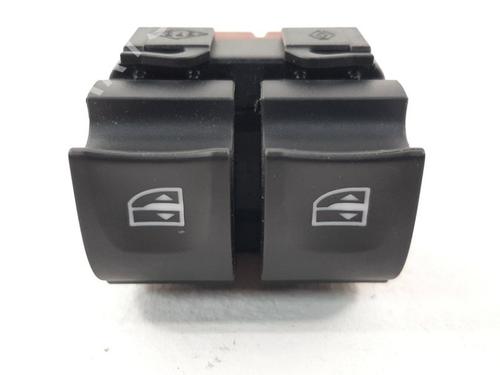 switch-renault-zoe-bfm_-zoe-254113300r-10023899-2012-19759411 main image