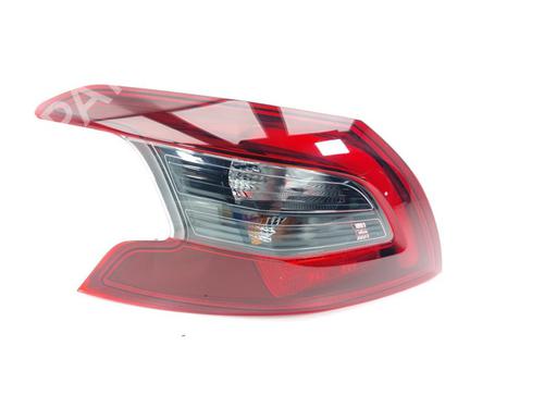 left-taillight-peugeot-308-ii-lb_-lp_-lw_-lh_-l3_-2013-2014-2015-2016-2017-2018-2019-2020-2021-29868580 main image