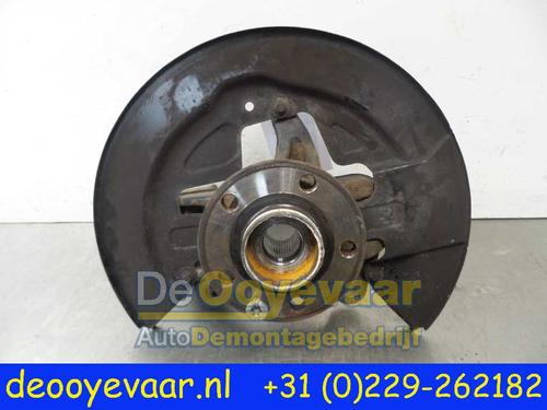 Used Left front steering knuckle VOLVO V60 I (155) D6 Hybrid AWD (280 hp) 23272578