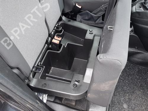 Right front seat FIAT DOBLO Cargo (263_) 1.6 D Multijet (263WXD1B, 263WXR1B, 263WXX1B, 263ZXD1B,... | BP31306840C16