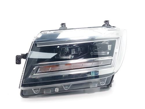 Używane Lampa przednia lewa MAN TGE Van 2.0 TDI (01V, 03V, 36V, UYB, UYC, UYD) (177 hp) 29373956