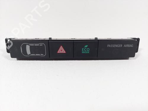 Used Warning switch MITSUBISHI OUTLANDER III (GG_W, GF_W, ZJ, ZL, ZK) Plug-in Hybrid (GG2W) (200 hp) 19752654
