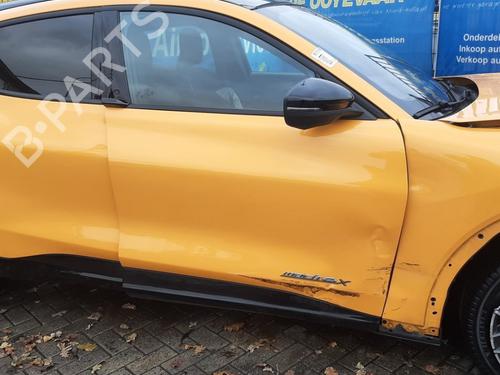 Used Right front door FORD USA MUSTANG MACH-E (CGW) EV GT 4x4 (487 hp) 22200618