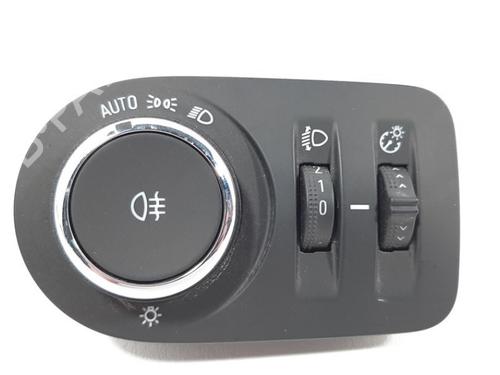 Used Headlight switch Headlight switch OPEL ZAFIRA TOURER C (P12) 1.6 CDTI (75) (136 hp) 19758309 19758309
