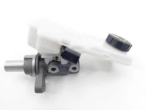 Used Brake master cylinder LYNK & CO 01 PHEV (261 hp) 19767793