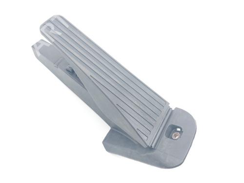 pedal-volvo-v60-ii-225-b3-mild-hybrid-32269124-2018-20099100 main image