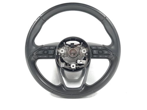 Used Steering wheel TOYOTA YARIS (_P21_, _PA1_, _PH1_) 1.5 Hybrid (MXPH10, MXPH11) (116 hp) 19760504