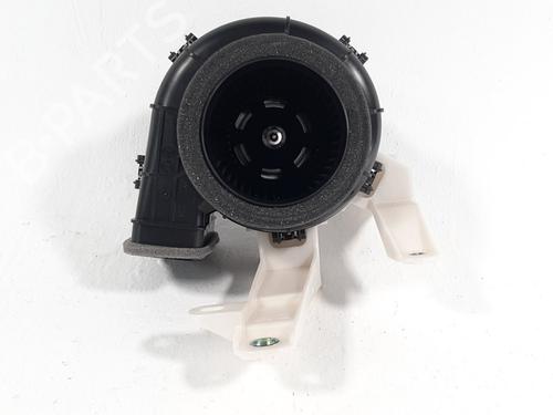 Used Heater blower motor TOYOTA YARIS (_P21_, _PA1_, _PH1_) 1.5 Hybrid (MXPH10, MXPH11) (116 hp) 19753379