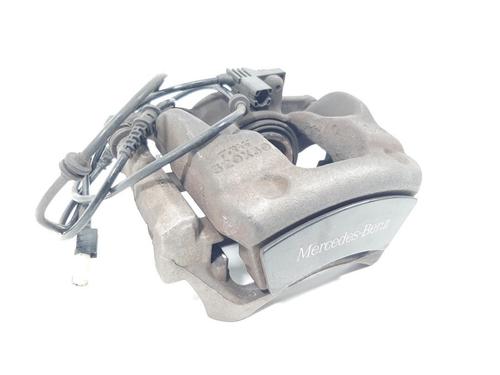 Used Right front brake caliper MERCEDES-BENZ GLA-CLASS (X156) GLA 220 CDI 4-matic (156.905) (170 hp) 19761421