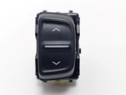 Used Switch Switch DACIA LOGAN MCV II TCe 90 (K8M1, K8MA, K8AC) (90 hp) 19764255 19764255