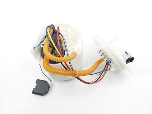 Used Fuel pump Fuel pump MERCEDES-BENZ GLA (H247) GLA 250 e (247.785) (218 hp) 39888447 39888447