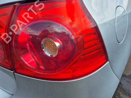 Højre baglygte VW GOLF V (1K1) 2.0 FSI (150 hp) 27628957
