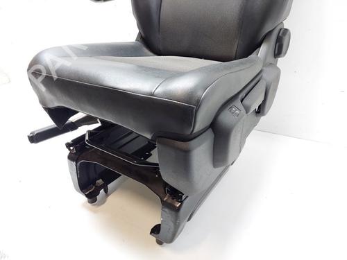 Left front seat CITROËN JUMPY III Van (V_) 2.0 BlueHDi 120 | BP30688527C15