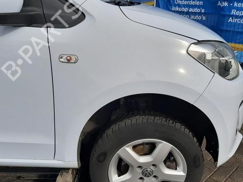 Used Right front fenders Right front fenders VW UP! (121, 122, BL1, BL2, BL3, 123) 1.0 (60 hp) 33740933 33740933