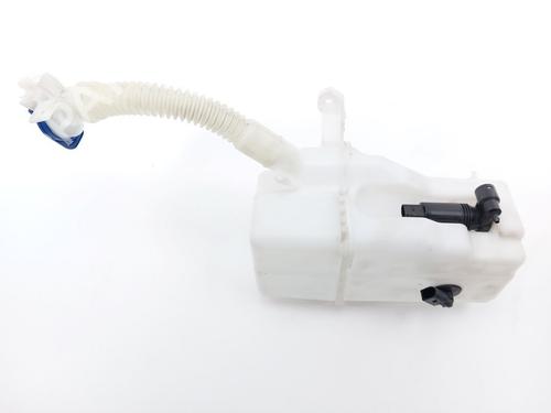 Used Windscreen washer tank MERCEDES-BENZ CLA Shooting Brake (X118) CLA 250 e (118.686) (218 hp) 31365131