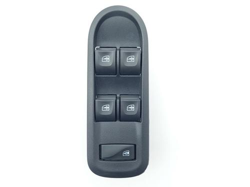 Used Switch DACIA DUSTER (HS_) 1.2 TCe 125 (125 hp) 21134313