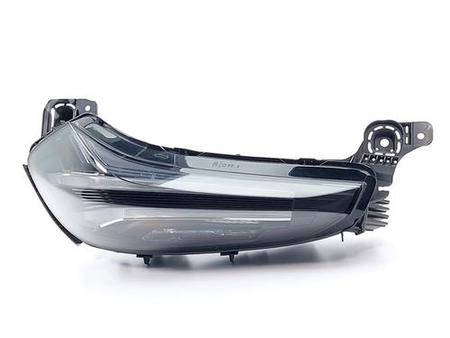 Left daytime light LYNK & CO 01 PHEV | BP19767126C104