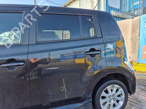 Używane Drzwi tylne lewe DAIHATSU MATERIA (M4_) 1.3 (91 hp) 30363214