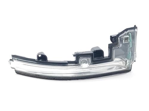 Used Right side indicator LAND ROVER RANGE ROVER SPORT II (L494) 2.0 P400e PHEV 4x4 (404 hp) 31863930