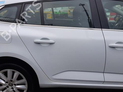 Puerta trasera derecha RENAULT MEGANE IV Grandtour (K9A/M/N_) 1.0 TCe 115 (K9MB, K9MW) (114 hp) 31801152