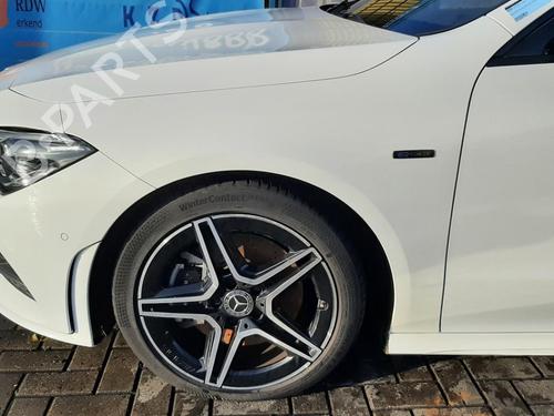 Used Left front fenders MERCEDES-BENZ CLA Shooting Brake (X118) CLA 250 e (118.686) (218 hp) 30550097