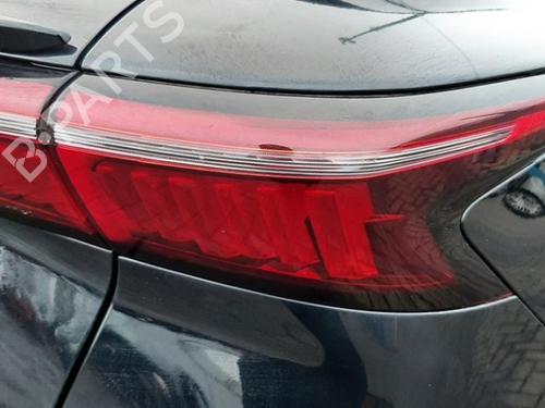 Used Right taillight TOYOTA HILUX IV Pickup (_N5_, _N6_) 2.4 D 4WD (LN65) (75 hp) 32395057