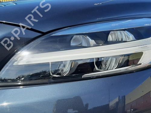 Venstre forlygte Venstre forlygte VOLVO V40 Cross Country (526) T3 (152 hp) 33627688 33627688