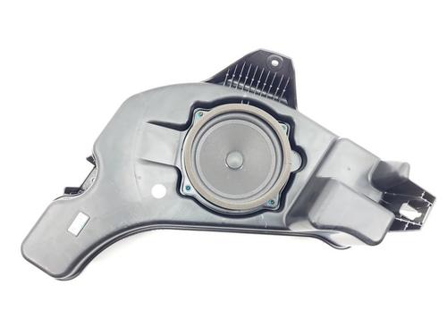 BP21133695M83 main image