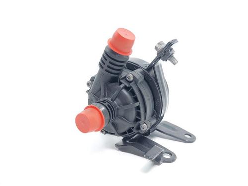 Pompe de circulation d'eau MERCEDES-BENZ CLA Shooting Brake (X118) CLA 250 e (118.686) (218 hp) 32350415