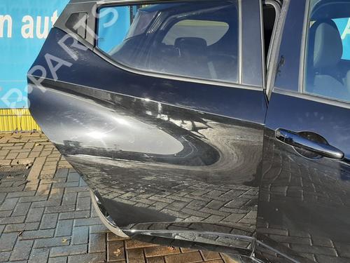 Used Right rear door NISSAN MICRA V (K14) 1.0 IG-T 100 (101 hp) 30402557