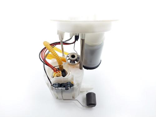 Used Fuel pump BMW 4 Coupe (F32, F82) 420 i (184 hp) 19763901