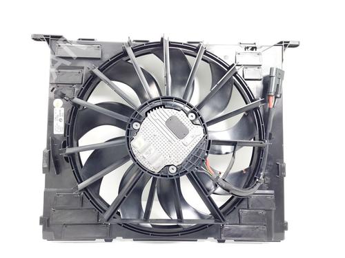Used Radiator fan BMW 5 (G30, F90) M 550 i xDrive (462 hp) 24503839