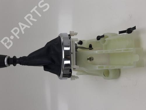 Gear lever MITSUBISHI OUTLANDER II (CW_W) 2.0 DI-D (CW8W) | BP19757783M90 