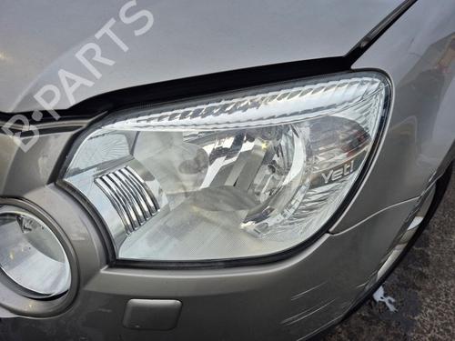 Used Left headlight SKODA YETI (5L) 1.8 TSI 4x4 (160 hp) 29868852