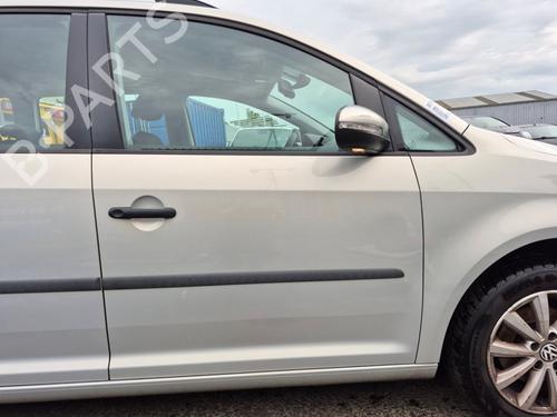Used Right front door VW TOURAN (1T3) 1.4 TSI (140 hp) 28807811