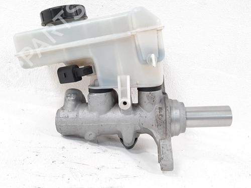 Brake master cylinder SKODA KAROQ (NU7, ND7) 1.6 TDI | BP19759493M77 